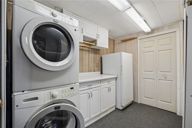 3620 Western Pine Drive NE, Cedar Rapids, IA 52402