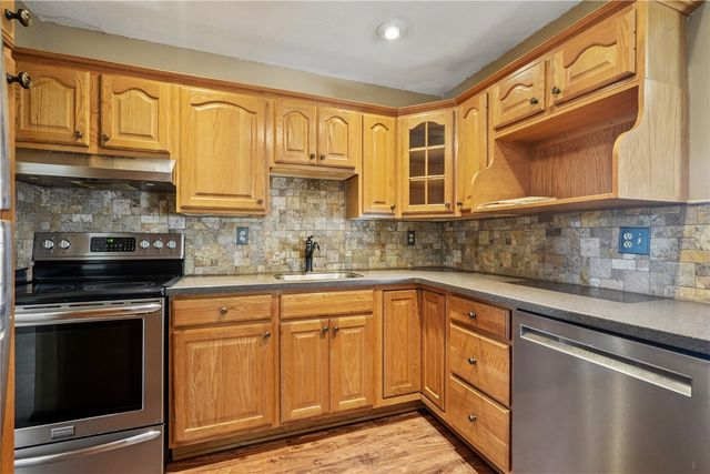 3620 Western Pine Drive NE, Cedar Rapids, IA 52402
