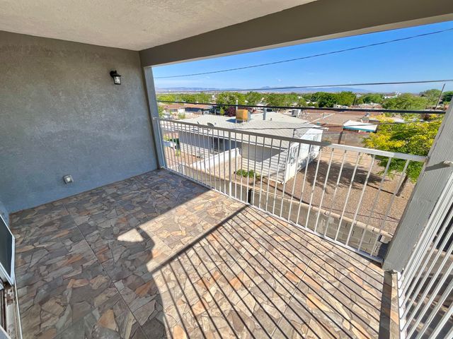 317 Merlida Street SW, Albuquerque, NM 87121