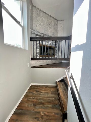317 Merlida Street SW, Albuquerque, NM 87121