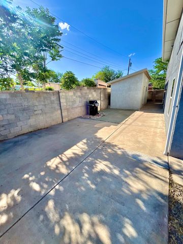 317 Merlida Street SW, Albuquerque, NM 87121