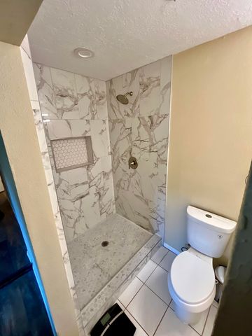 317 Merlida Street SW, Albuquerque, NM 87121