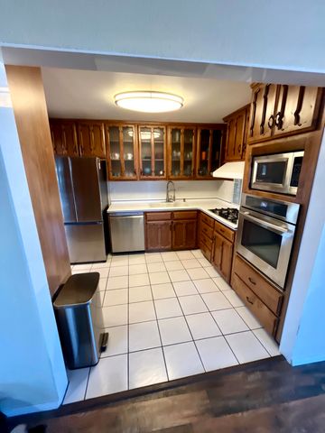 317 Merlida Street SW, Albuquerque, NM 87121
