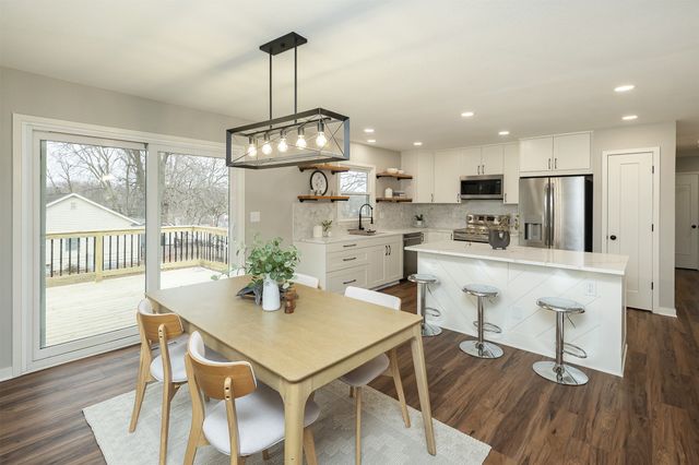 3900 76th Street, Urbandale, IA 50322