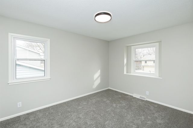 3900 76th Street, Urbandale, IA 50322