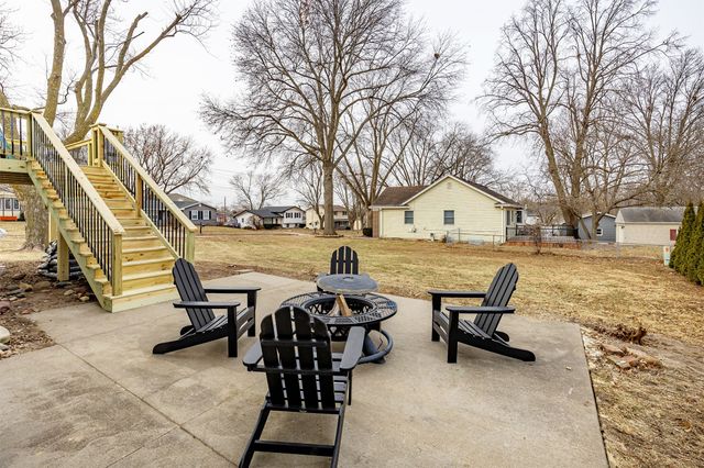 3900 76th Street, Urbandale, IA 50322