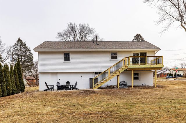 3900 76th Street, Urbandale, IA 50322