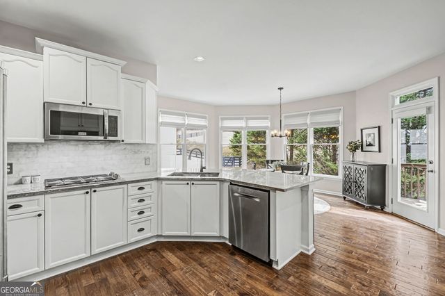 9110 Waterside Drive, Ball Ground, GA 30107