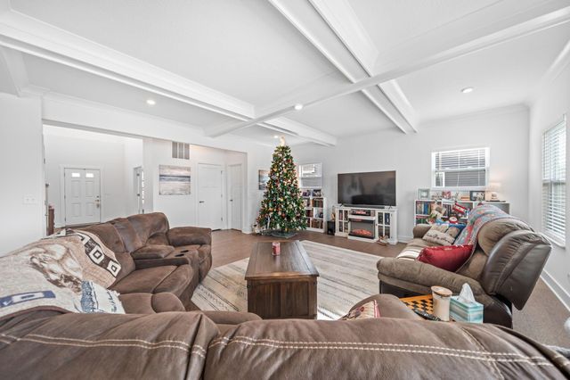 507 Walker Pointe Drive, Commercial Point, OH 43116