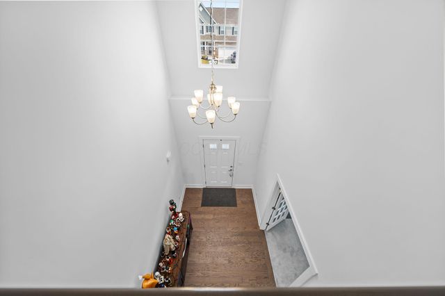 507 Walker Pointe Drive, Commercial Point, OH 43116