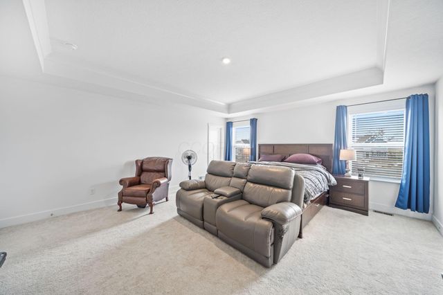 507 Walker Pointe Drive, Commercial Point, OH 43116