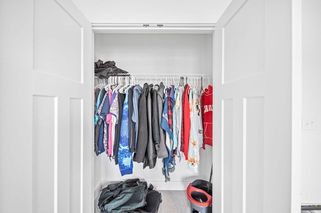 507 Walker Pointe Drive, Commercial Point, OH 43116