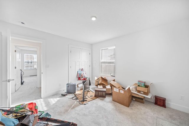 507 Walker Pointe Drive, Commercial Point, OH 43116