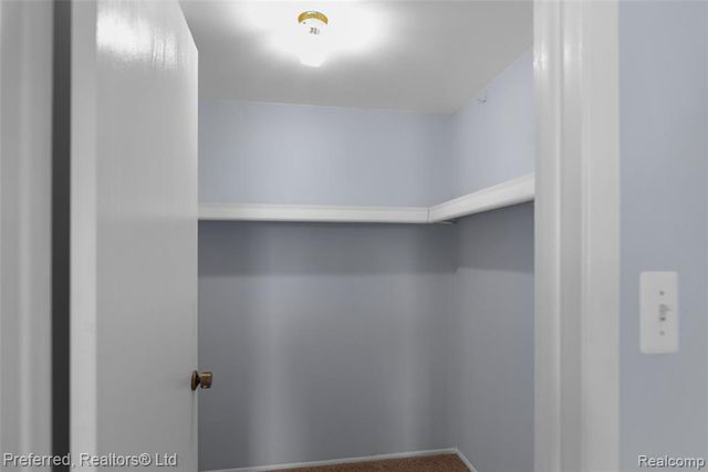 45377 Twining Street, Canton, MI 48187