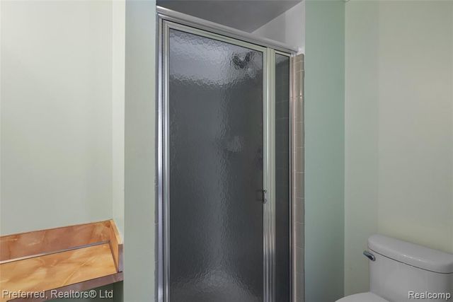 45377 Twining Street, Canton, MI 48187