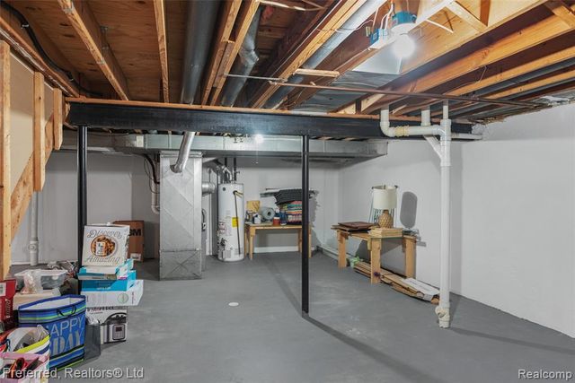 45377 Twining Street, Canton, MI 48187