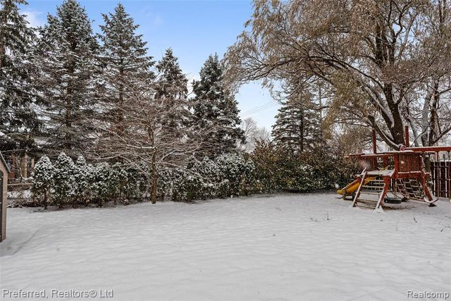 45377 Twining Street, Canton, MI 48187