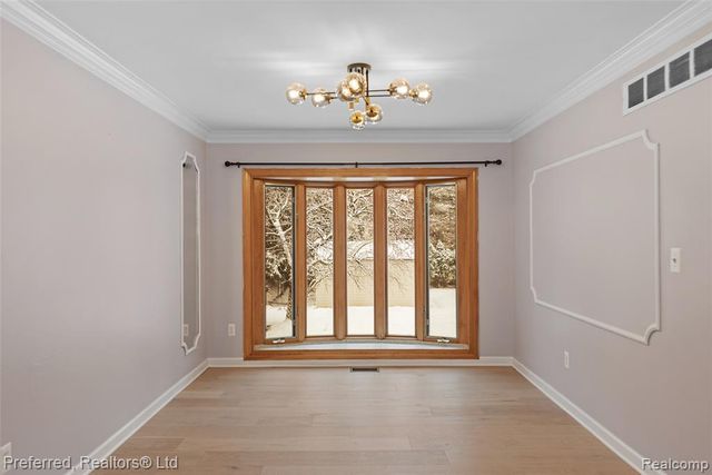 45377 Twining Street, Canton, MI 48187