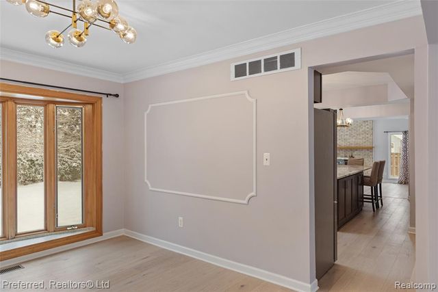 45377 Twining Street, Canton, MI 48187