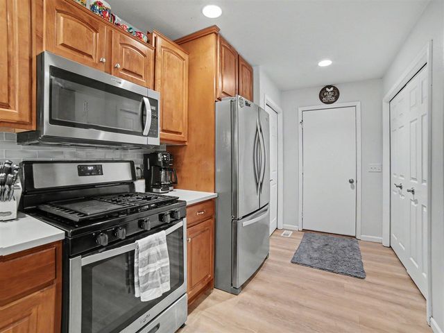 3672 Whispering Woods Drive, Muskegon, MI 49444
