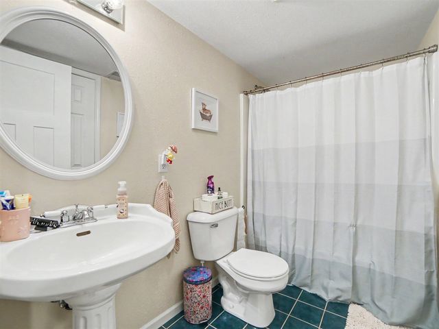 3672 Whispering Woods Drive, Muskegon, MI 49444