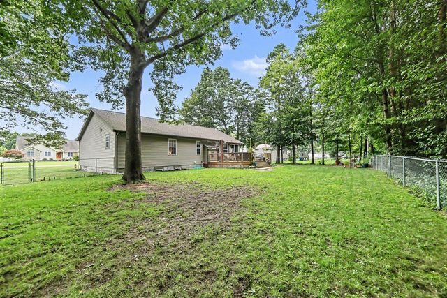 3672 Whispering Woods Drive, Muskegon, MI 49444