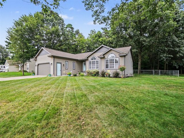 3672 Whispering Woods Drive, Muskegon, MI 49444
