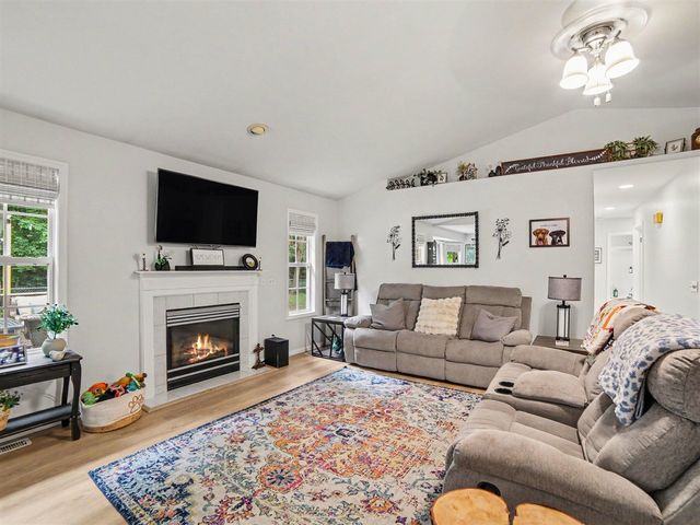 3672 Whispering Woods Drive, Muskegon, MI 49444