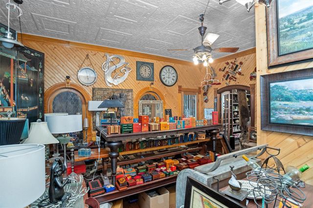 310 N Mound Street, Nacogdoches, TX 75961