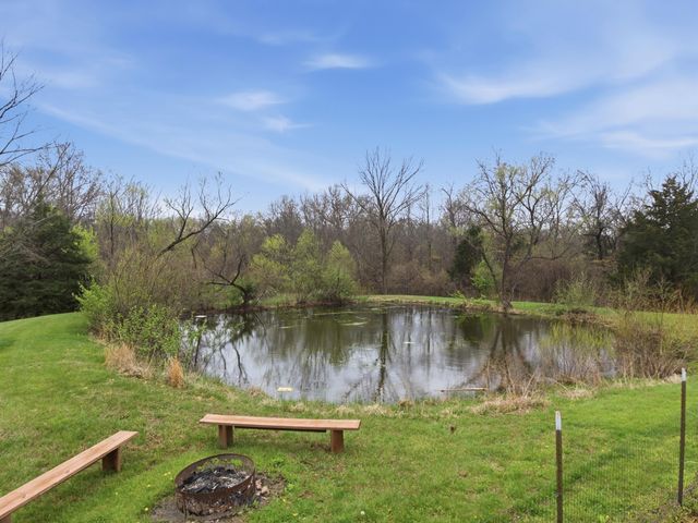 5450 E SPIVA CROSSING RD, Hallsville, MO 65255