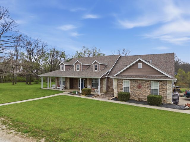 5450 E SPIVA CROSSING RD, Hallsville, MO 65255