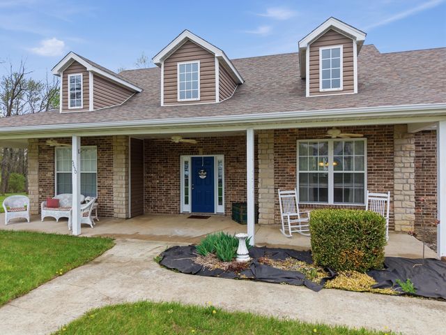 5450 E SPIVA CROSSING RD, Hallsville, MO 65255