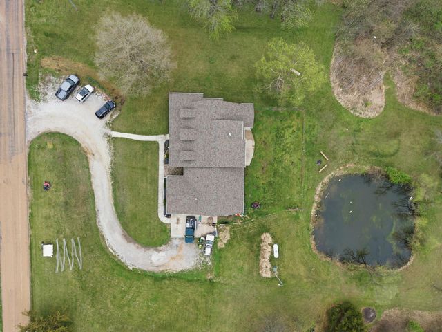 5450 E SPIVA CROSSING RD, Hallsville, MO 65255