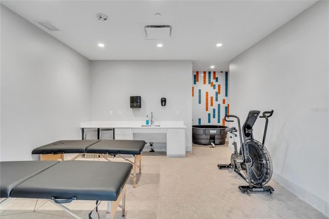 3307 HILLTOP CIRCLE, Bradenton, FL 34211