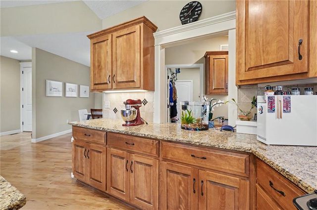 6205 Crystal Lane, Lawrence, KS 66049