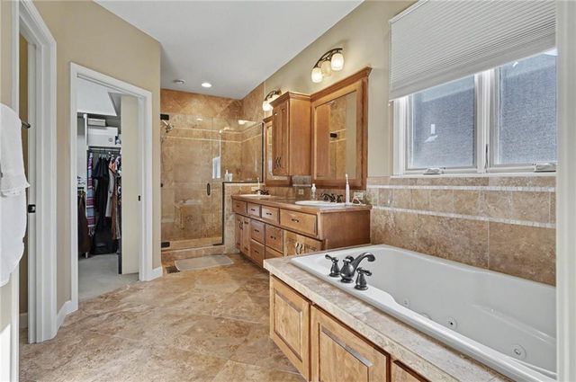 6205 Crystal Lane, Lawrence, KS 66049