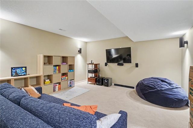 6205 Crystal Lane, Lawrence, KS 66049