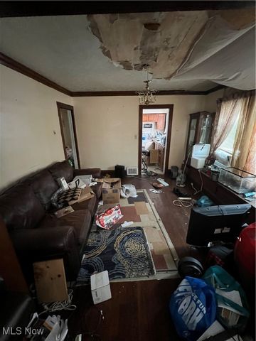 10508 Shale Avenue, Cleveland, OH 44104