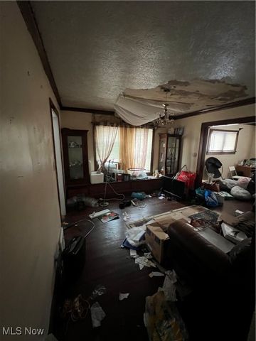 10508 Shale Avenue, Cleveland, OH 44104