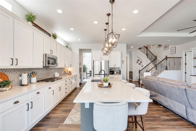 8477 Arapahoe Peak Street, Littleton, CO 80125