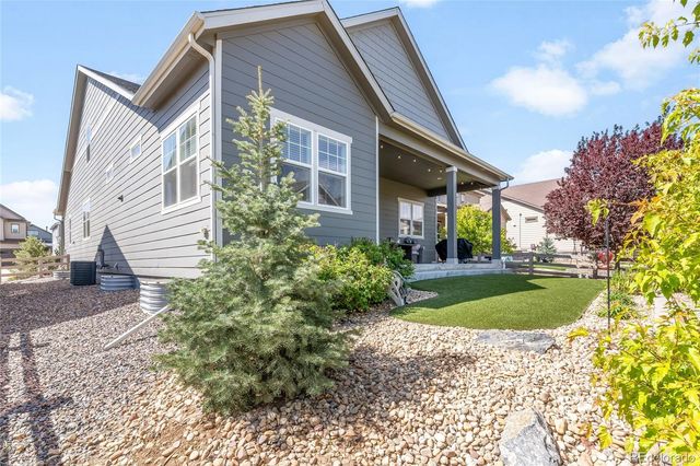 8477 Arapahoe Peak Street, Littleton, CO 80125