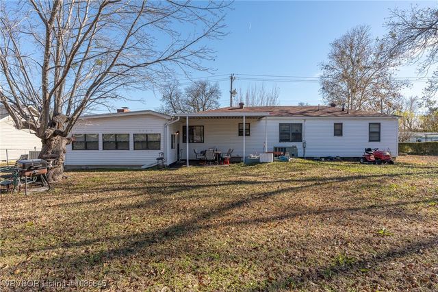 2521 Albert Pike Avenue, Fort Smith, AR 72904