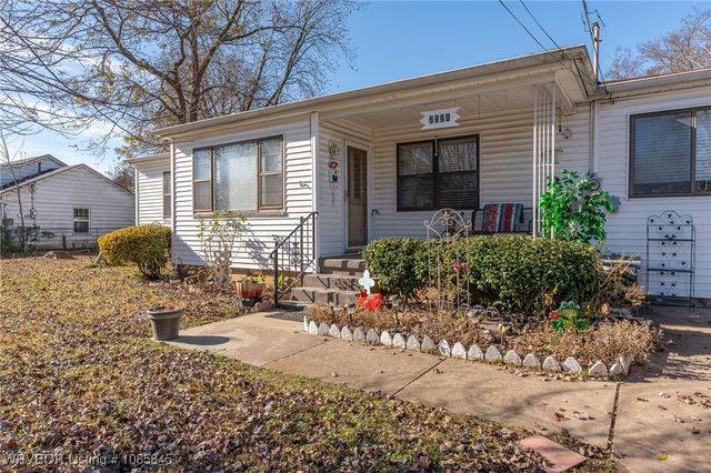 2521 Albert Pike Avenue, Fort Smith, AR 72904