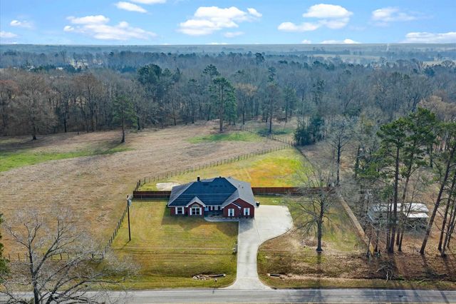 3737 FM 10, Gary, TX 75643