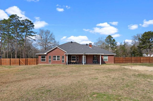 3737 FM 10, Gary, TX 75643