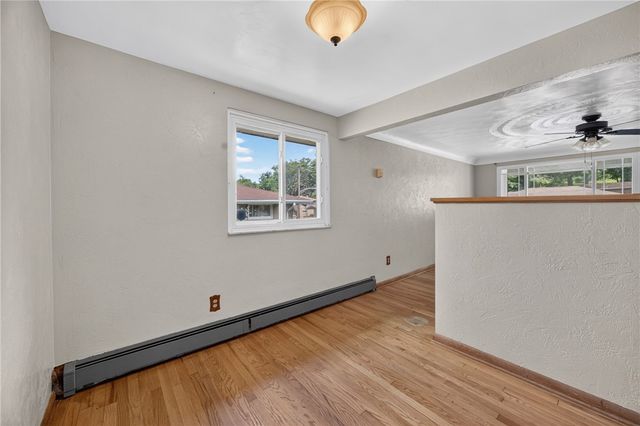 4684 Bowes Ave, West Mifflin, PA 15122