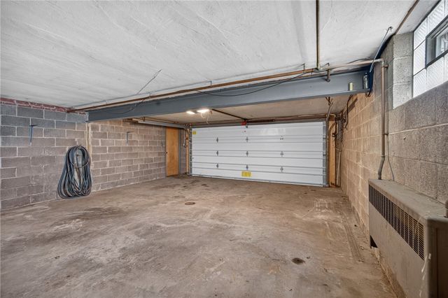 4684 Bowes Ave, West Mifflin, PA 15122