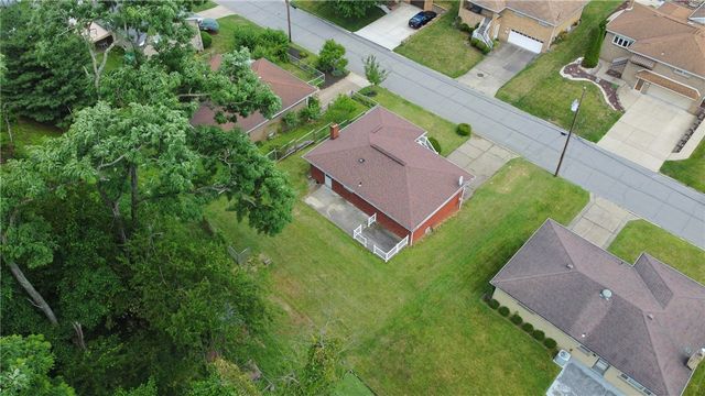 4684 Bowes Ave, West Mifflin, PA 15122
