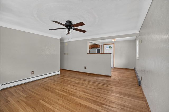 4684 Bowes Ave, West Mifflin, PA 15122