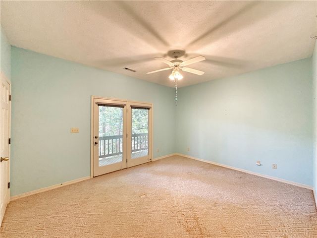 5 Wood Circle, Eureka Springs, AR 72632